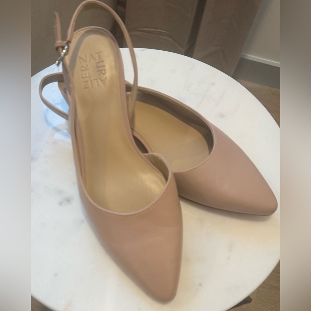 Naturalizer Banks Slingback Heels - Picture 6 of 11